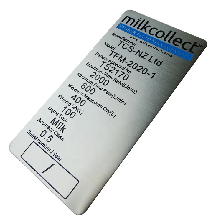 Индивидуальная кислотная гравировка и заполнение Алюминиевый логотип железный Золотой именной знак самоклеящаяся металлическая этикетка с гравировкой