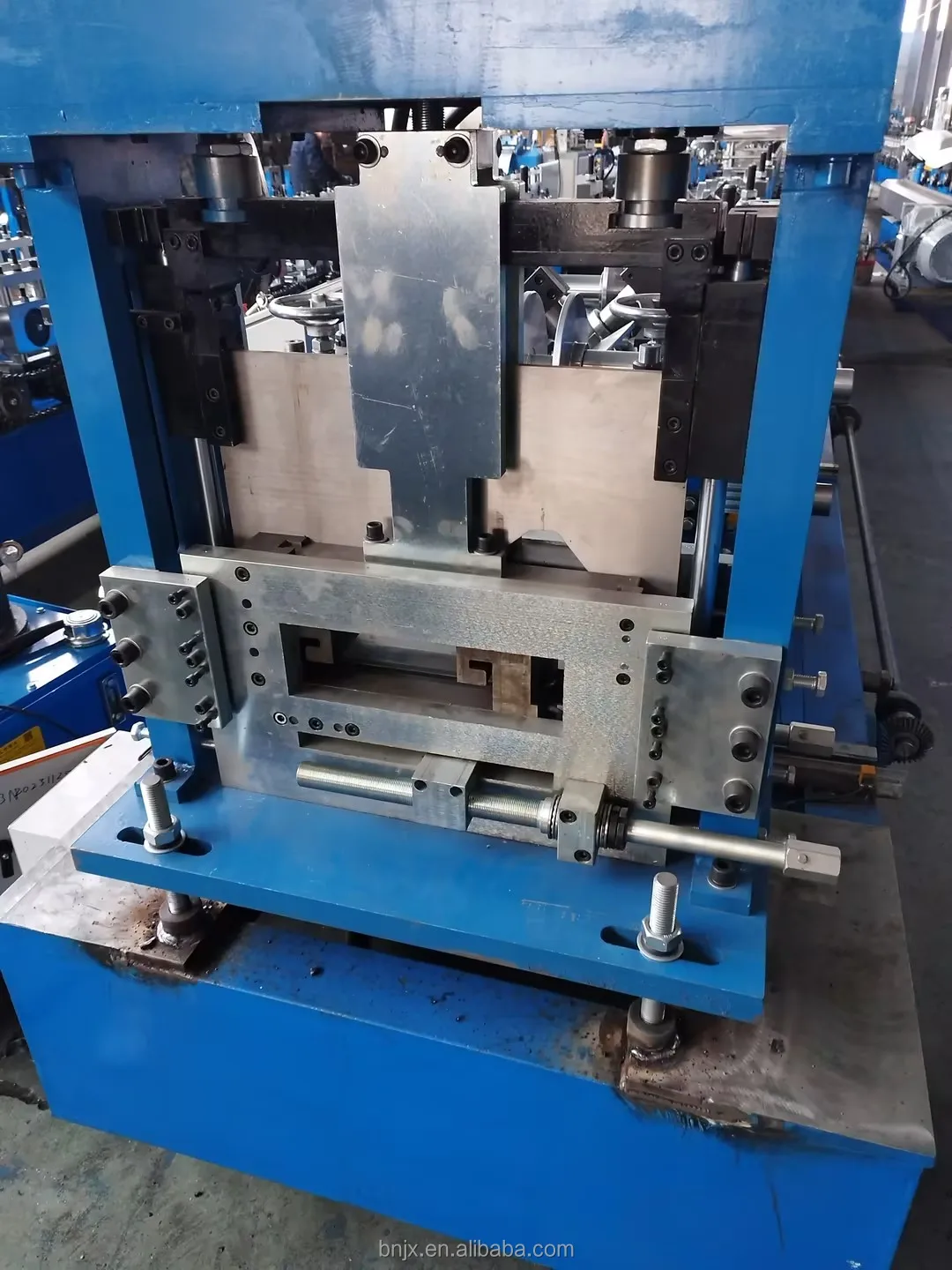 High Quality Steel Frame Machine C Channel Profile C U Z Purlin Cold Roll Forming Machine