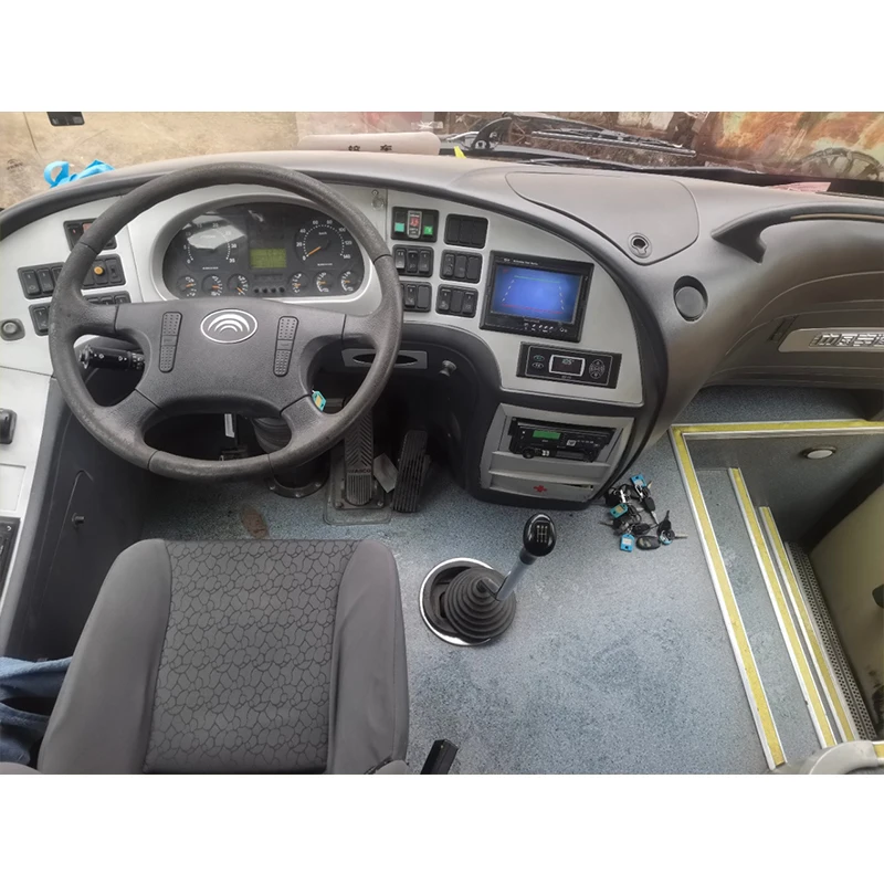 Indon Exit 10 meters high-quality car source 3+2 large seats ZK6107H