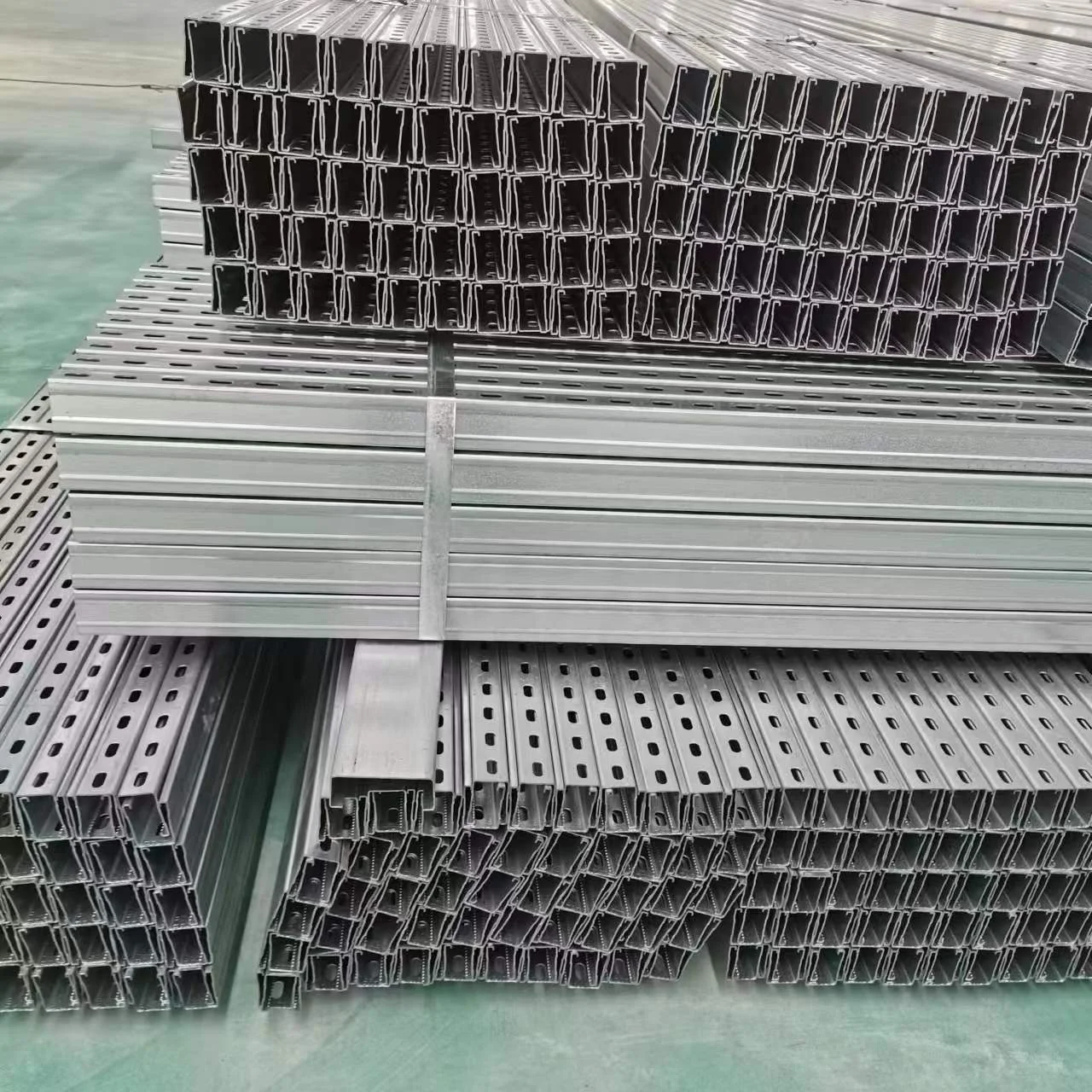 Z50 Z100 Z120 Steel processing parts galvanized u beam steel U channel structural steel c channel / C profile