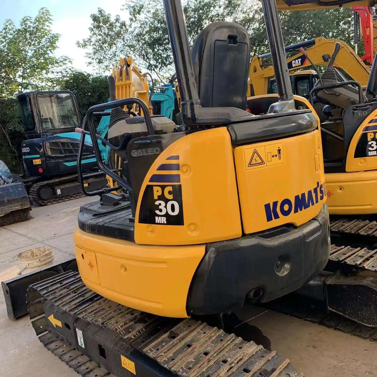 Высококачественный подержанный экскаватор мини Komatsu Pc35 японский