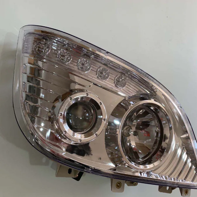 Suitable for Foton Era Light Truck Star New Sailui 09 2600 Headlamp Assembly Front Headlamp LED