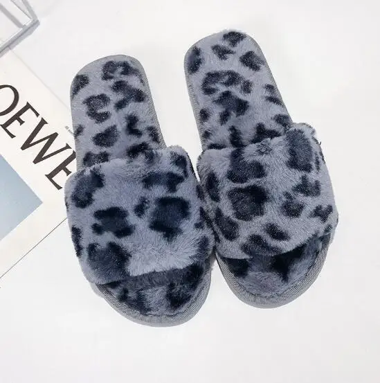 
2021 New winter leopard print plush slippers Ladies home leopard print cotton slippers 