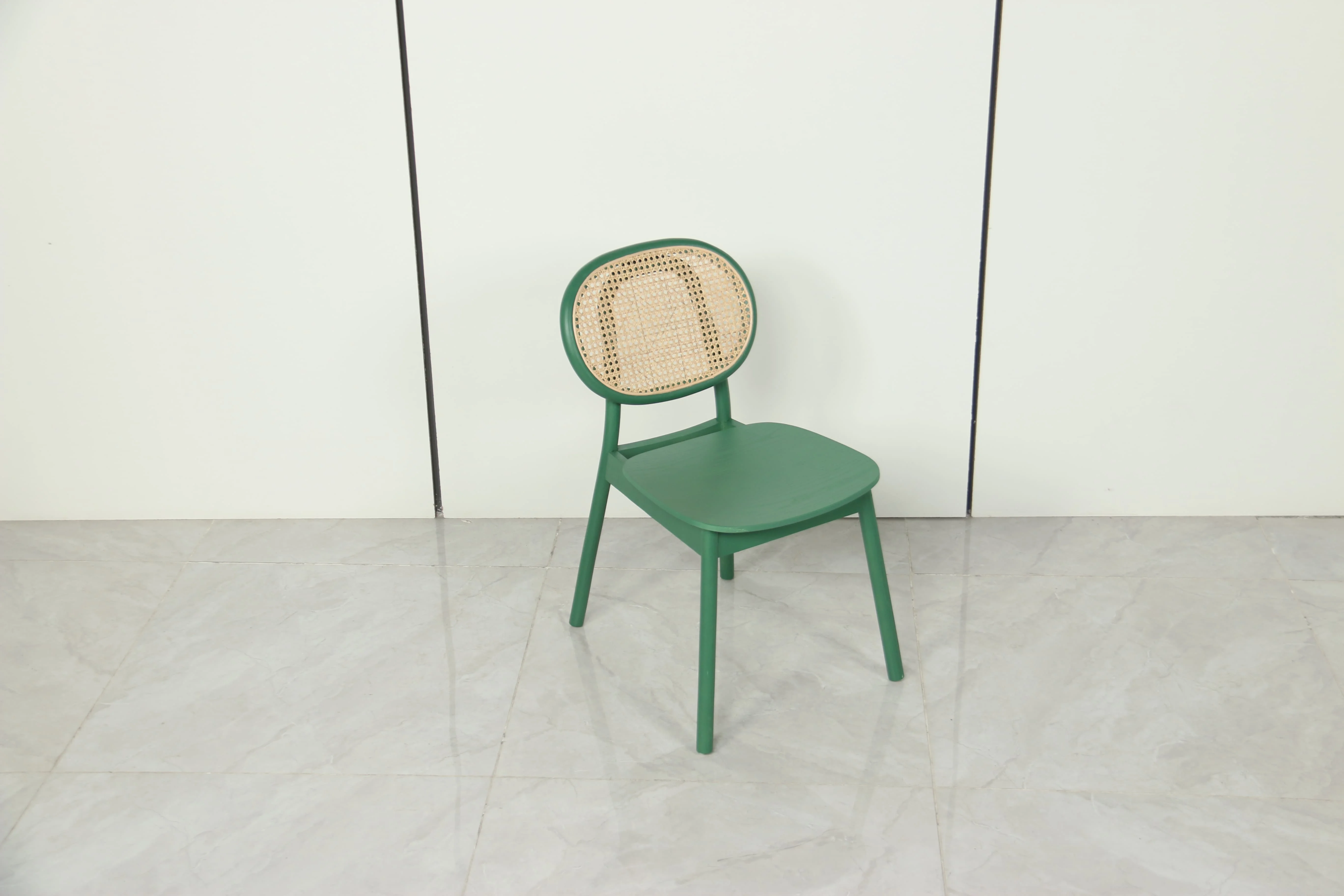 Best Sale Nordic Retro Home Dining Room Cafe Bistro Restaurant Solid Wood Woven Rattan Wicker Coffee Dining Chair