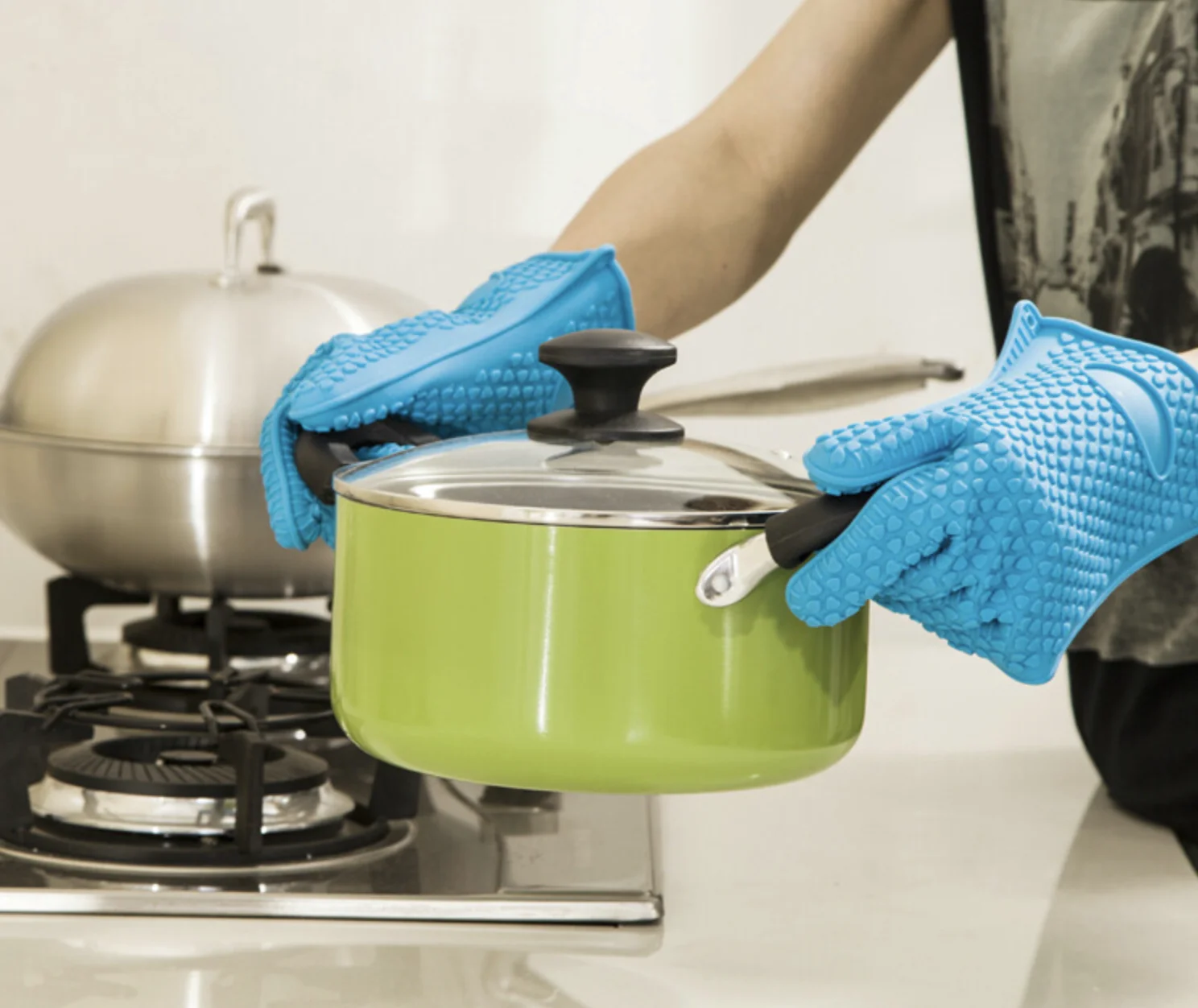 2024 Cheap waterproof Silicone heat resistant gloves silicone oven mitts for oven cooking silicone bbq baking gloves