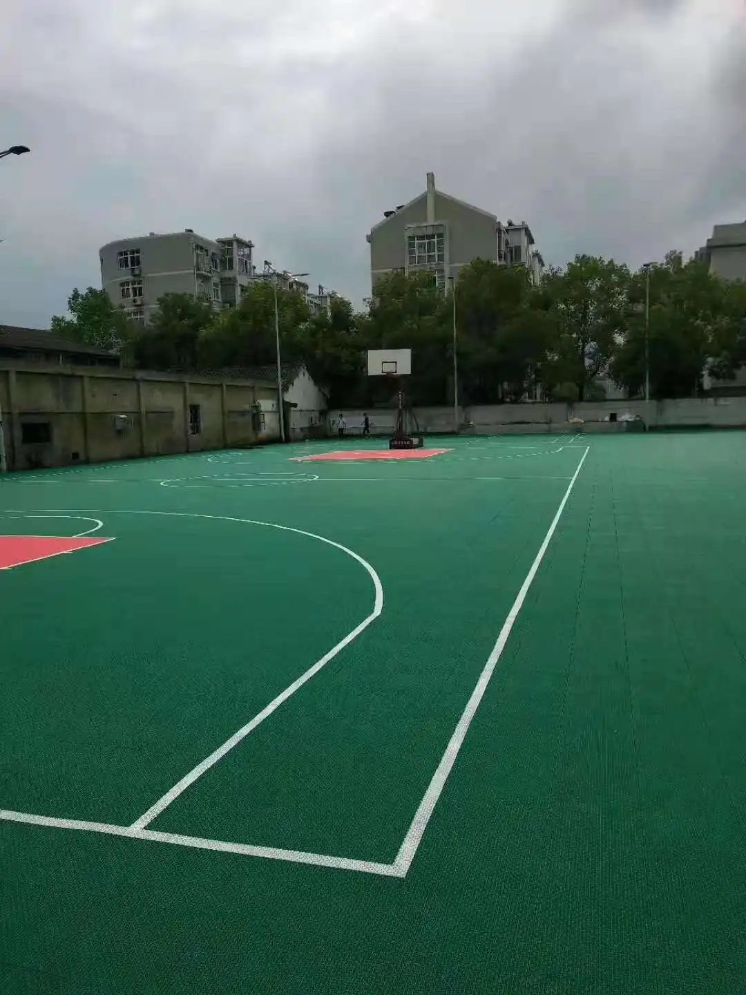 
PP suspended interlocking sports flooring used basketball courts for sale 