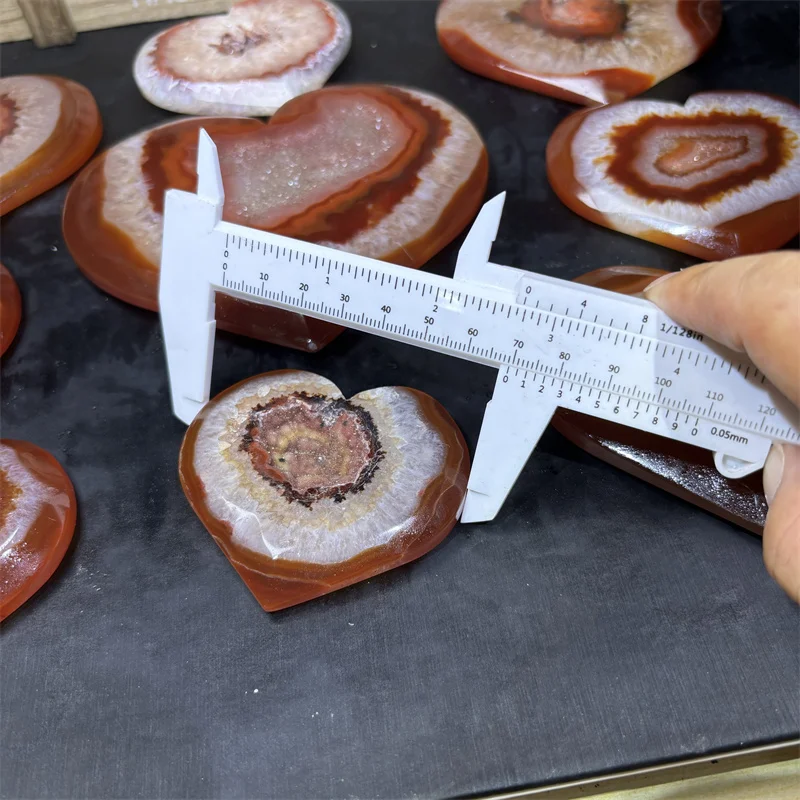 Wholesale Red Agate Gem Stone Hand Carved Polished Carnelian Druzy Geode Heart For Ornament