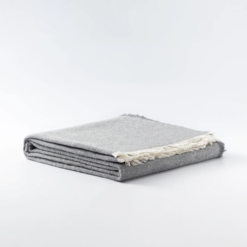 HengTai Premium 140*200CM cheap 30%Wool 70%bamboo 200gsm tassel blankets throw for home