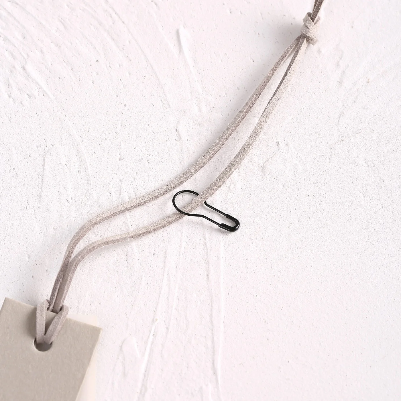 Recycled Paper Customized Your Own Logo Cardboard Price Personalised Hang Tag Garment Packaging Labels Swing Tag for Clothing