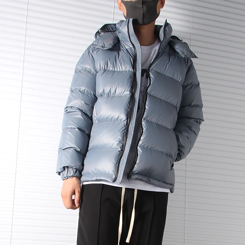 2023 wholesale shiny puffer jacket men black custom logo hooded down padded parka quilted winter coats for men