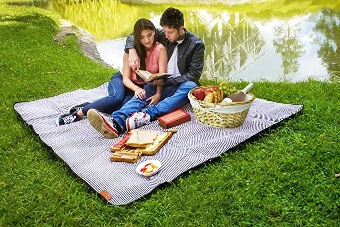 Handmade mini wicker picnic basket willow woven picnic storage basket for camping and outdoors