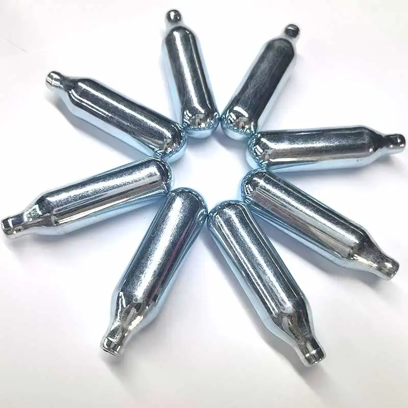 Заводская цена на свежее молоко 2 кг смеющаяся газовая бомба 8 г зарядные устройства для пищевого крема 8 г N2o канистра