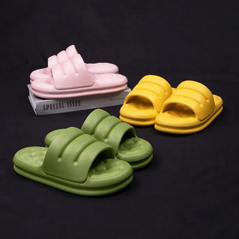 2022 Thick Soles Super Soft Summer Slippers Wholesale Women Men Unisex Eva Injection Sandals Bath Beach Slip On Slippers