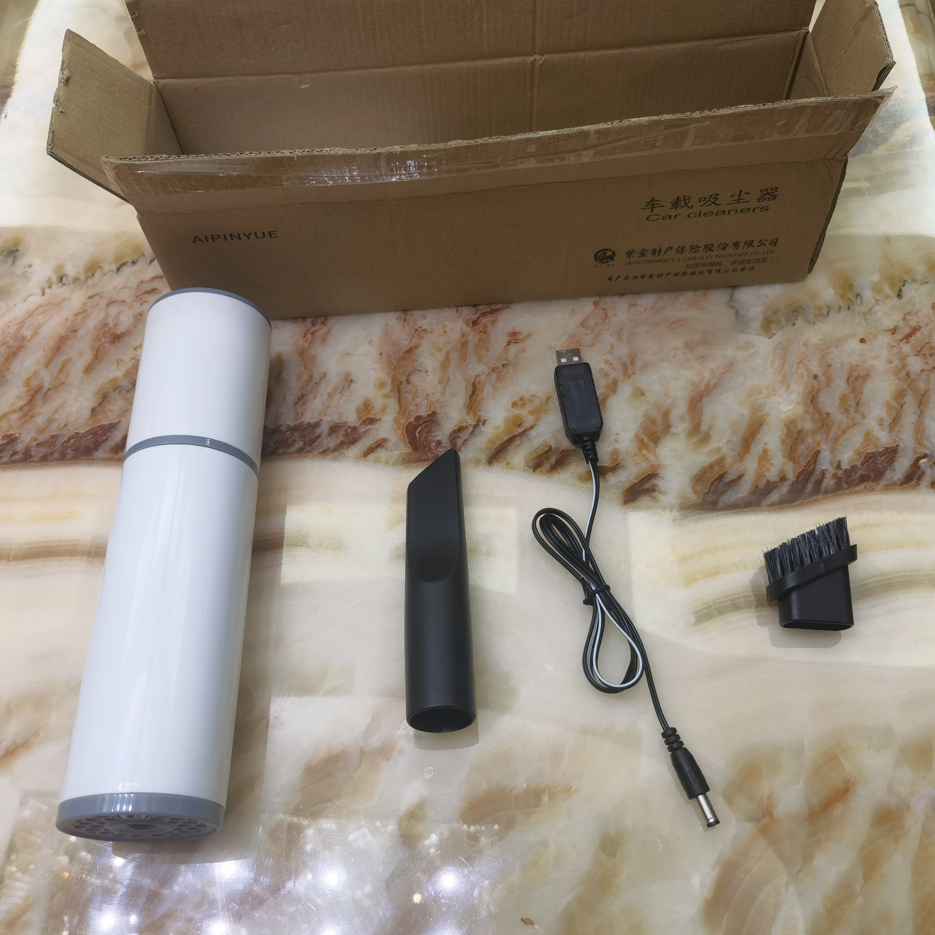 
DWIN Portable Wireless Handheld 120W 4500pa Auto Vacuum Cleaner 12V Mini USB Car Vacuum Cleaner 