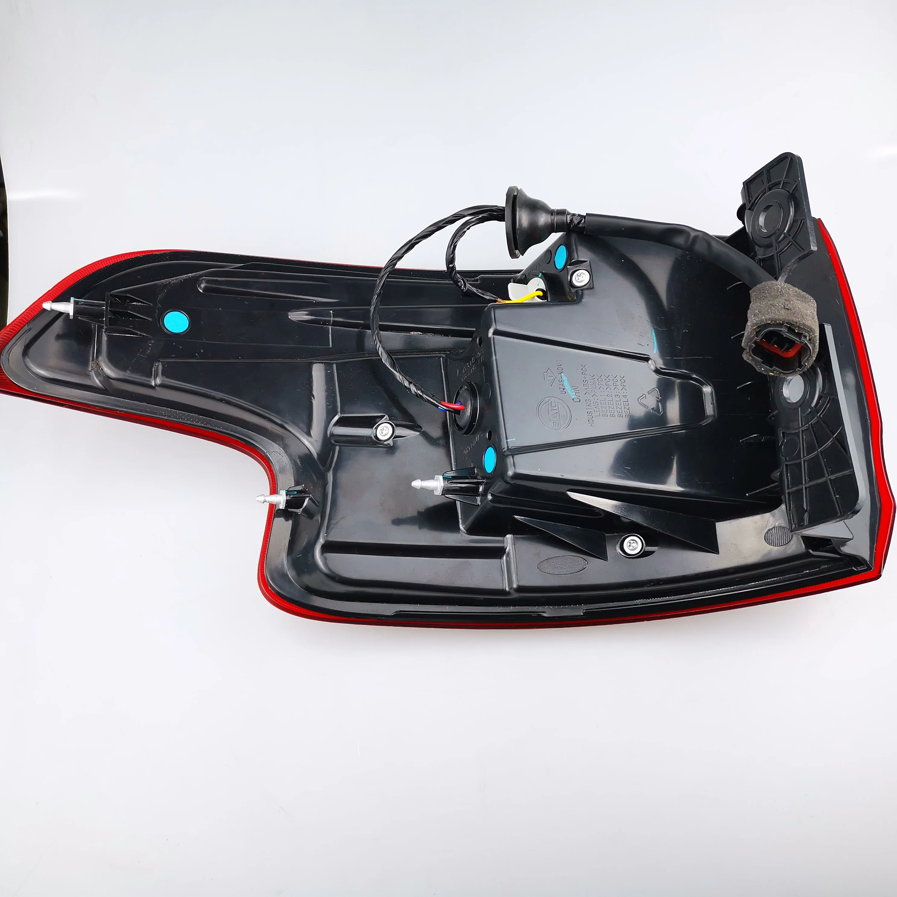 SAIC MAXUS G10 Original rear tail lamp assembly LH C00037057 RH C00037058