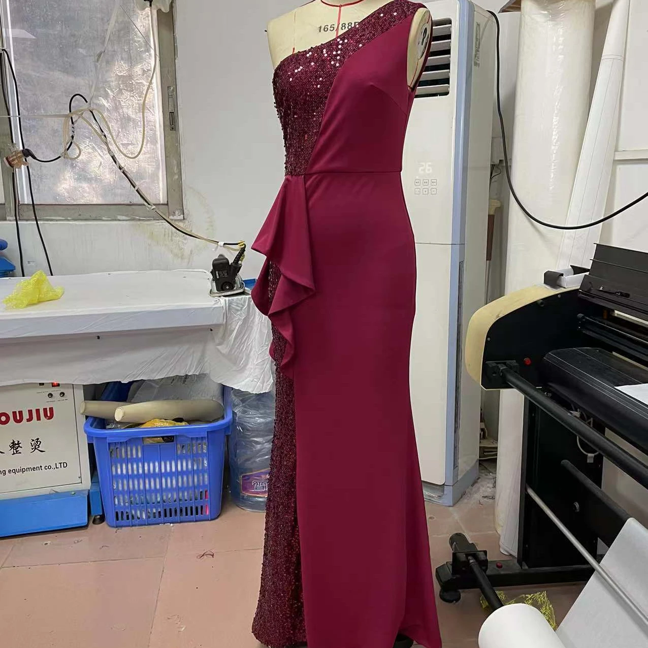 Factory Made Strictly Checked Prom Evening Dress Wine Red  Formal Wear Dress Women Sequined for Prom Dresses