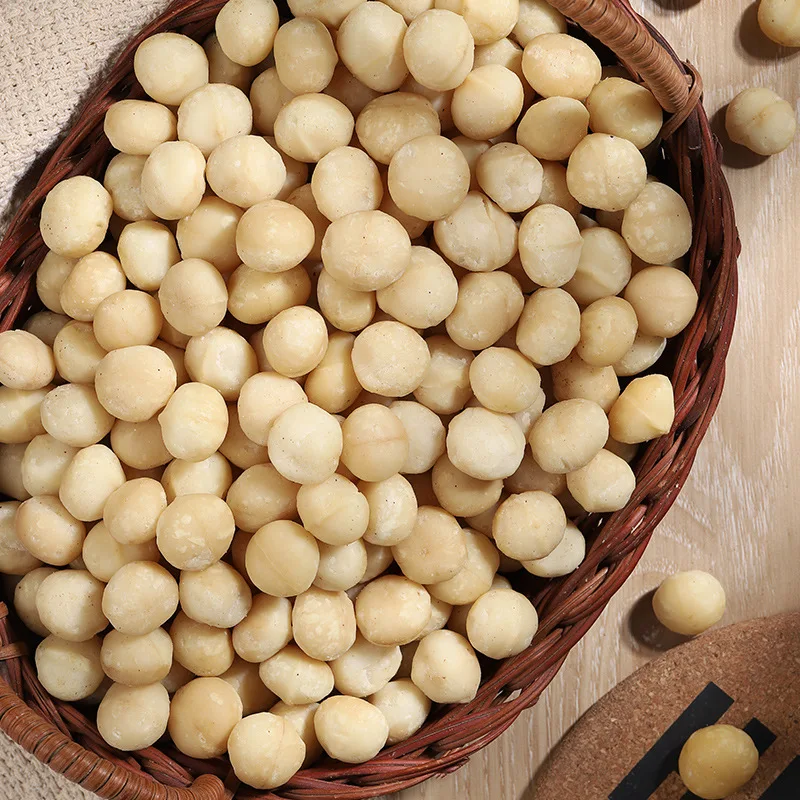 Wholesale macadamia kernel or in shell OEM flavor and package Own planting base and processing factory