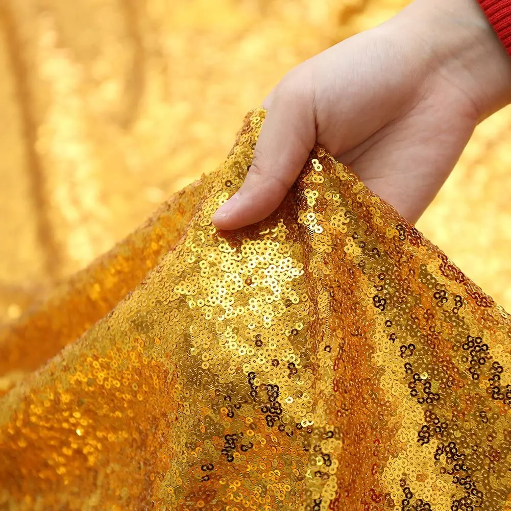 Wholesale Custom Cheap Sparkly 132 Tablecloth Cover Overlay 108 Inch Round Sequin Gold Table Cloth For Wedding Birthday Party