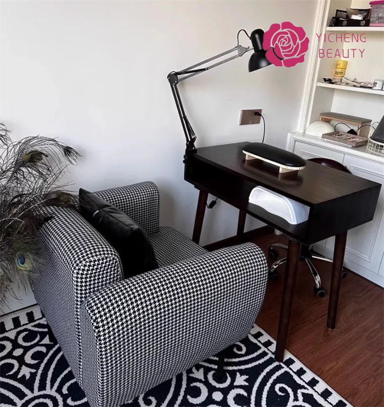 Yicheng Beauty Factory Price Wholesale Modern Nail Table Salon Furniture Manicure Desk Manicure Table  With Long-term Service