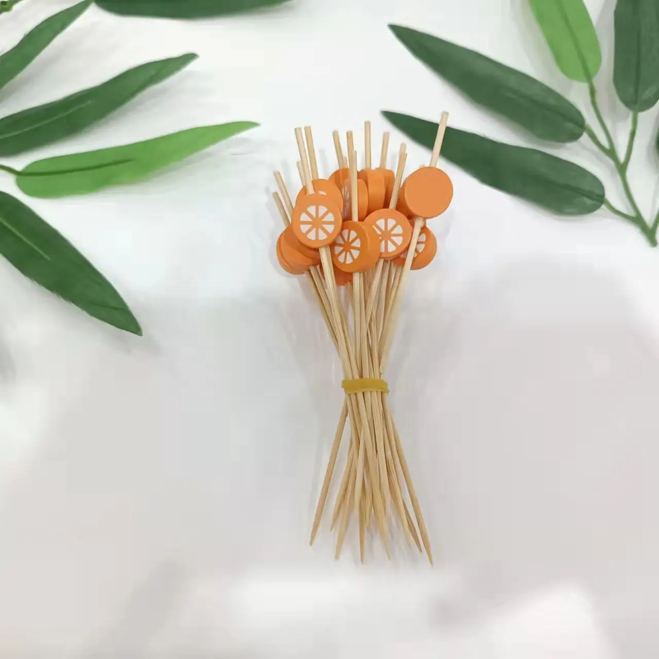 Бамбук пользовательских одноразовые палочки цветные узлом 15 см Бамбук Мясо шампуров Инструменты для барбекю