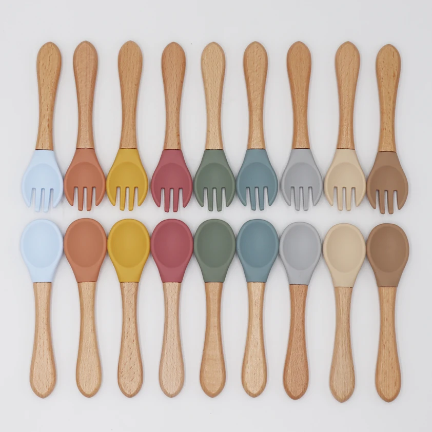 Baby Feeding Supplies Toddler Baby Utensils Set Divided Plate Suction Bowls for Baby with Spoon Fork Silicone Bib T