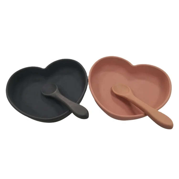 2024 Hotsale BPA Free Toddler Children Tableware Kids heart shape Silicone Suction Plate