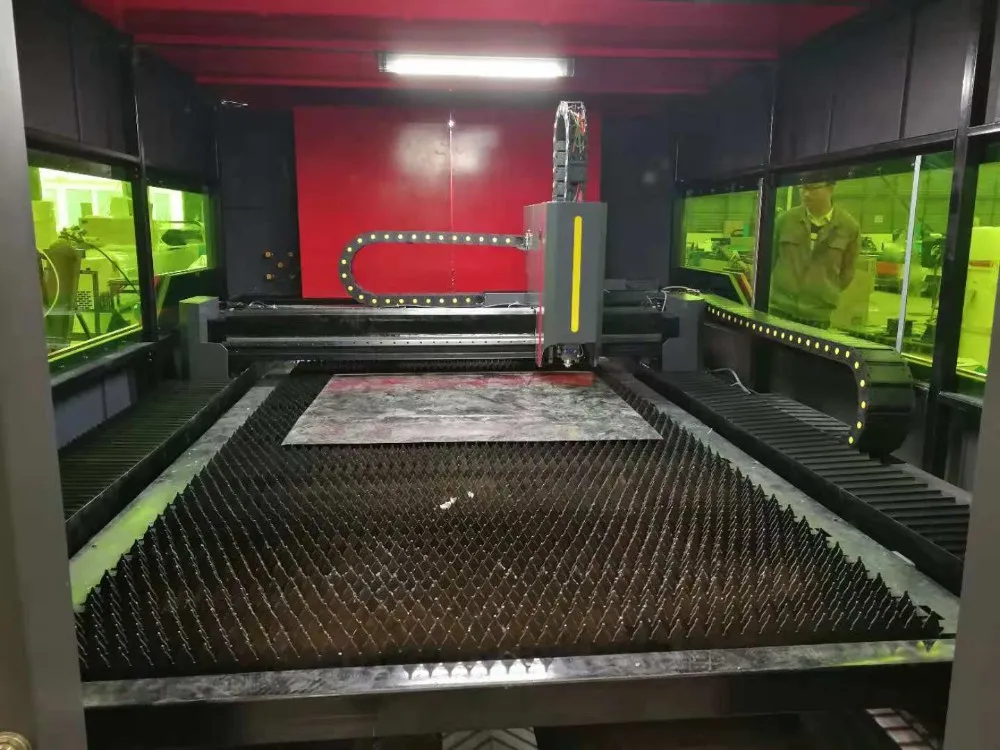 Good Price Metal Sheet Fiber Laser Cutter Top Seller Steel Aluminum Iron 1kw 2kw 3kw Fiber Laser Cutting Machine