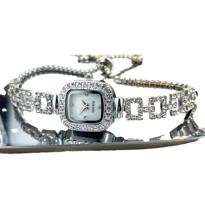 New square bracelet pull-out watch free adjustment chain diamond set small ladies quartz watch exquisite watch charm jewelry