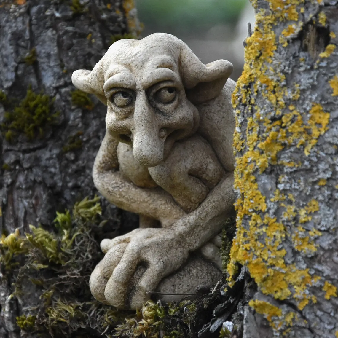 Polyresin Handmade Gothic sculpture cast stone troll  gargoyle statue Feng Shui figure mischievous house buddy