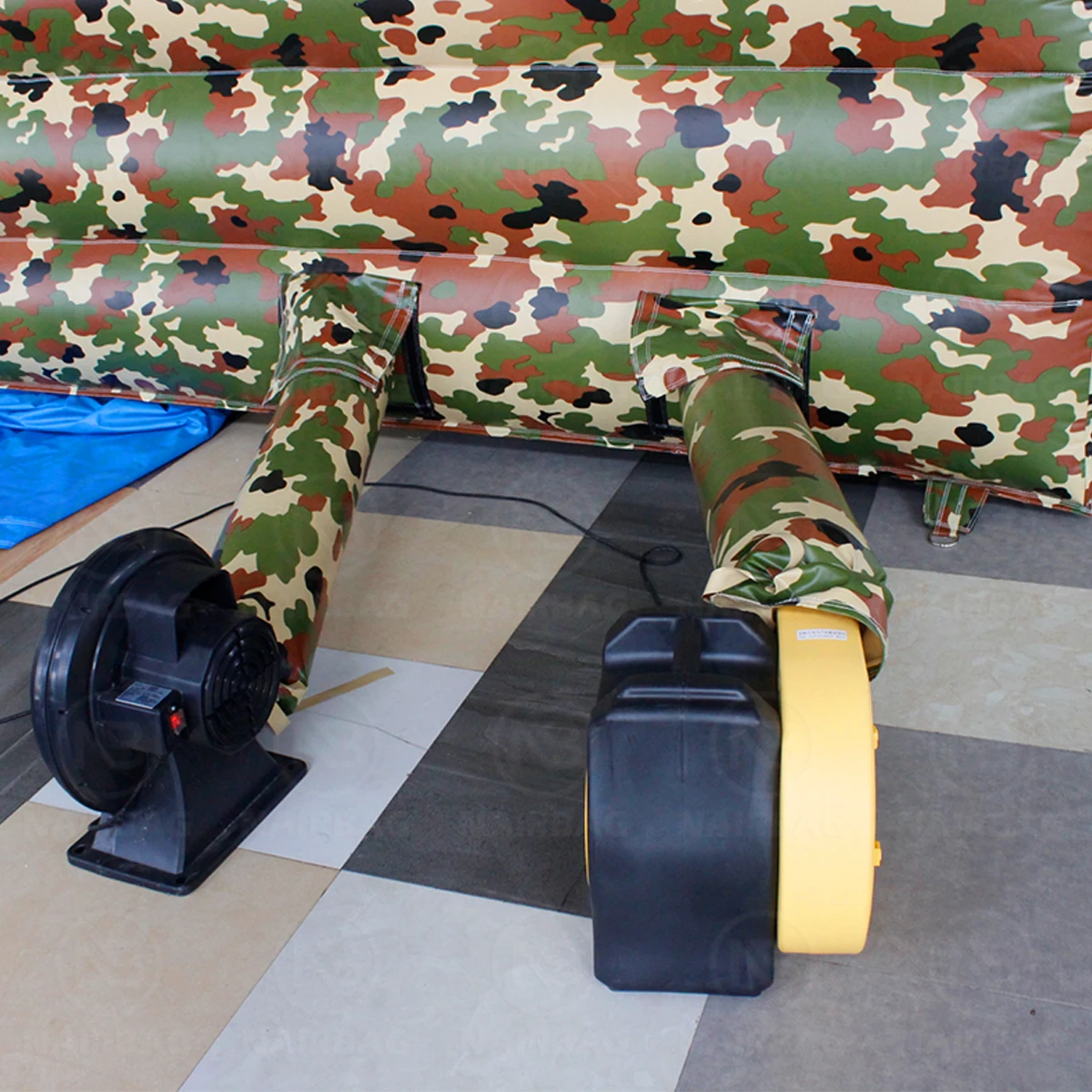 Inflatable Maze Outdoor Commercial PVC Camouflage Giant Inflatable Obstacle Labyrinth Mazes for Sale Camo Indoor Games