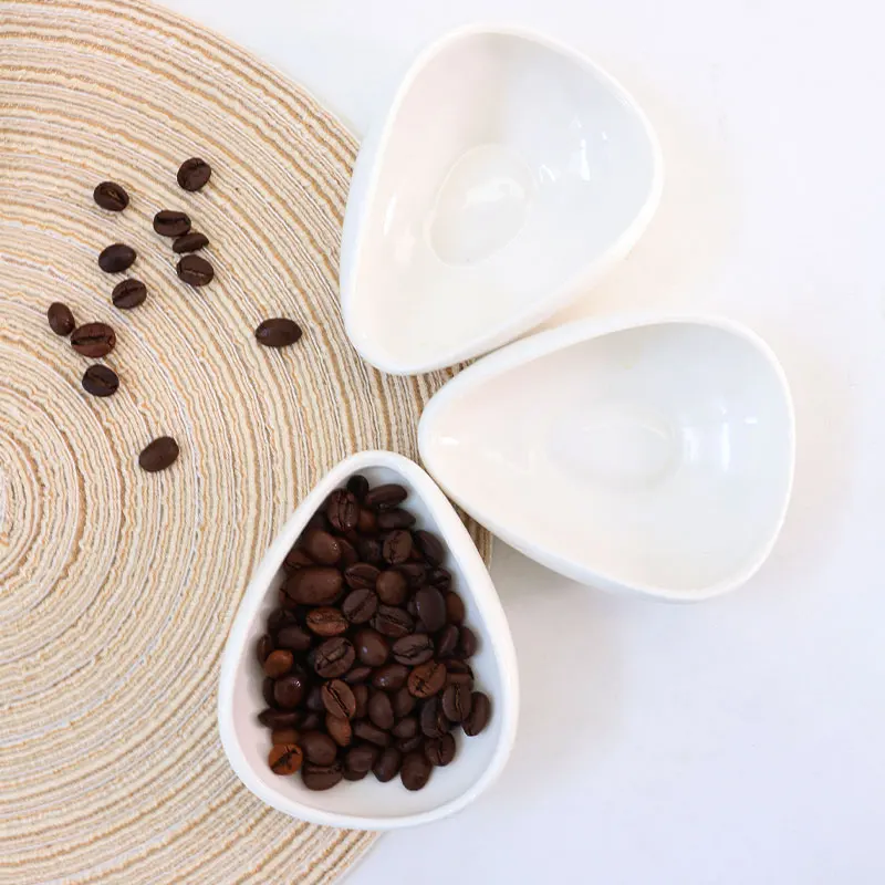 Barista Tools Accessories Coffee Bean Scoop Shovel Ceramic Measuring Cup Coffee Bean Dosing Trays With Green Blue