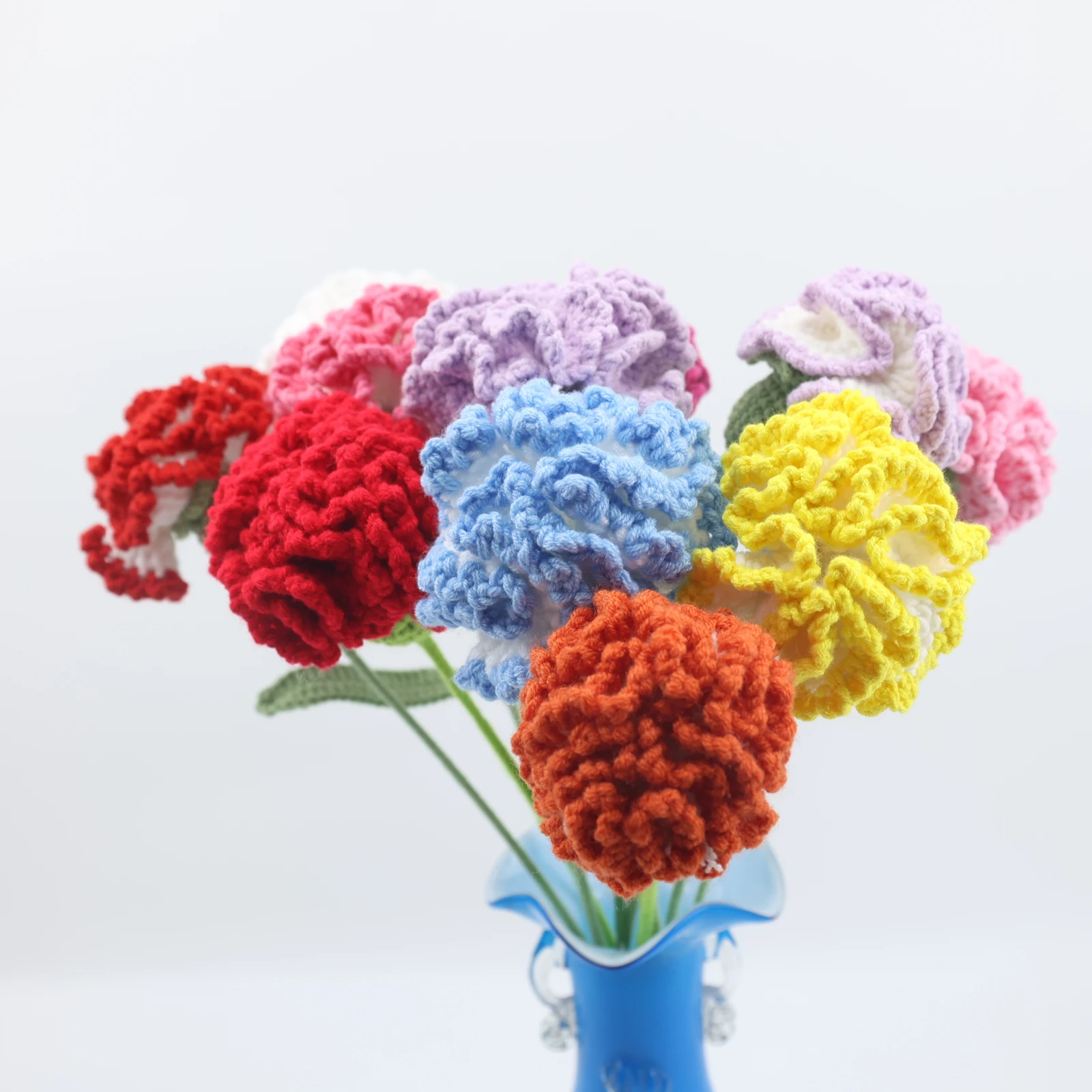 SY Wholesale 1PC Hand Knitted Carnation Flower Bouquet Crochet Knitting Yarn Flowers Weeding Party Home Table Hand Woven Flowers