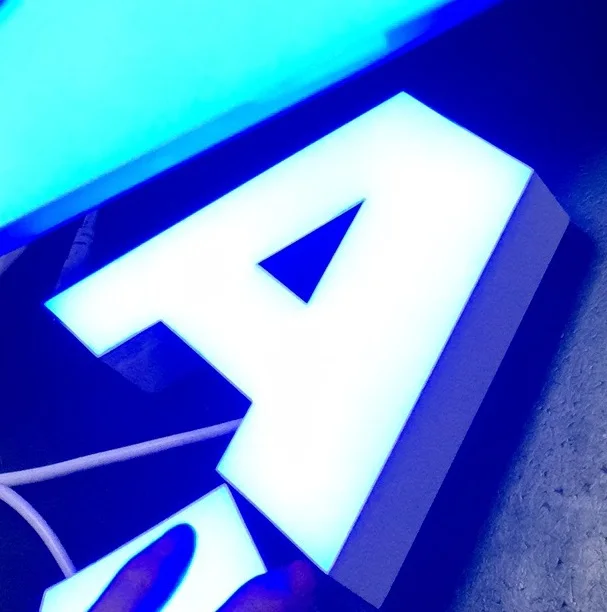 Advertising Illuminated Outdoor Light Led Letter Business Store Front Sign 3D Acrylic Light Up Custom Logo Electronic Sign