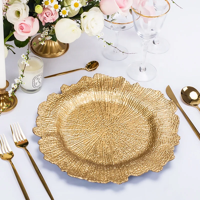
gold silver charger plates Hot Selling bulk wholesale Round plastic charger decoration plate brass for wedding party 
