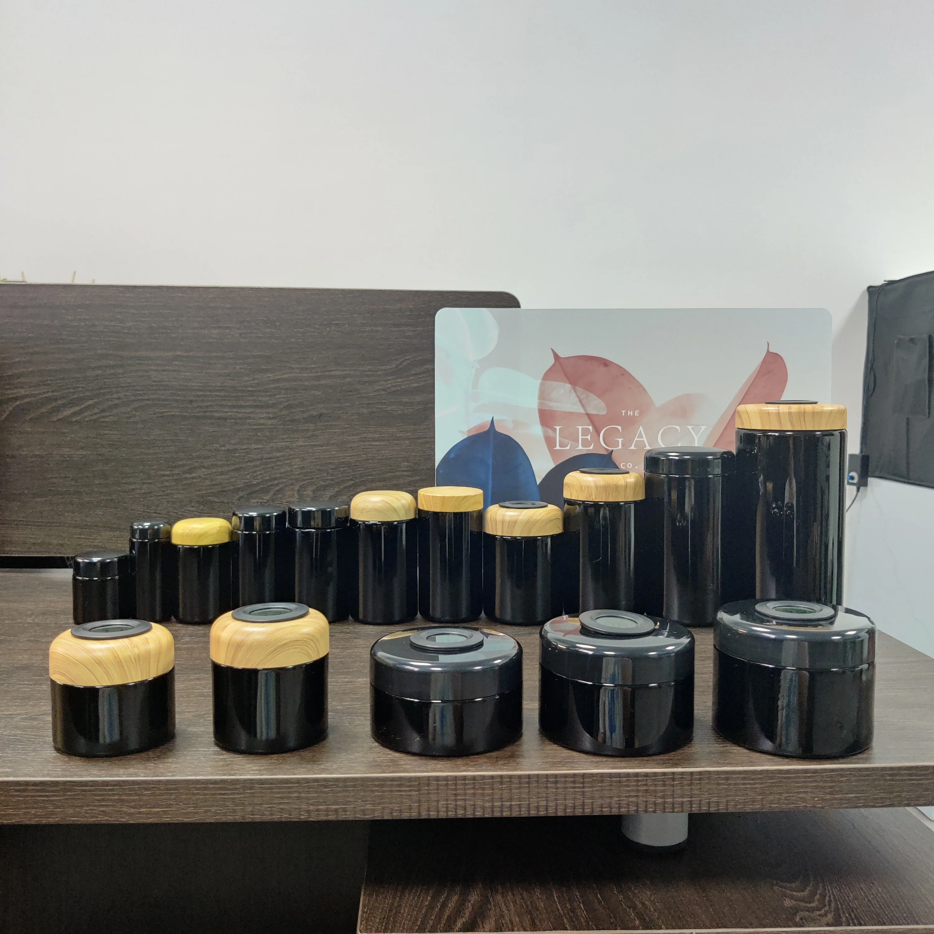 Round Large 250g 500g UV Black Dark Ultra Violet Stash Jar Herb UV Smell Proof Air Tight Ultraviolet Storage Glass Jar