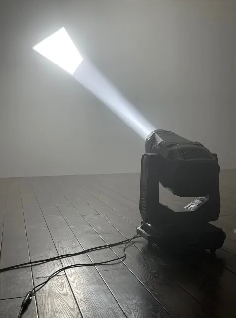 Светодиодная Подвижная головка высокой мощности 680 Вт CMY + CTO