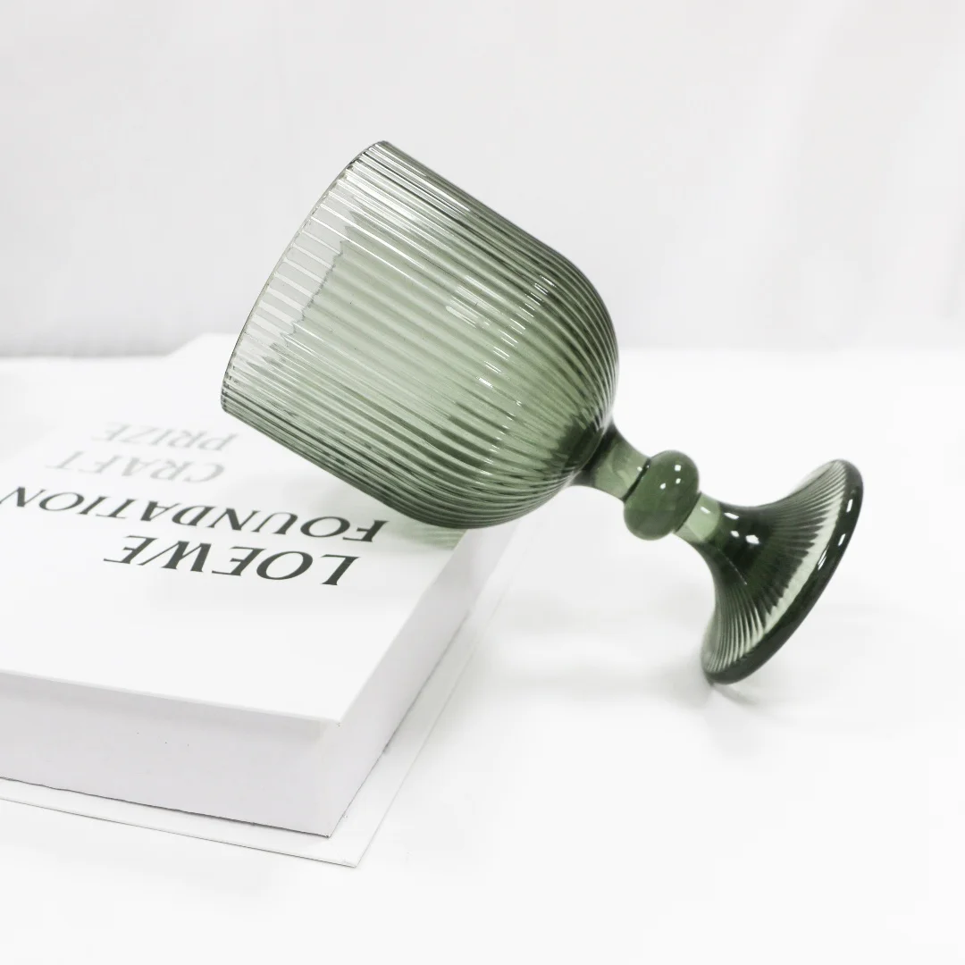 Factory Wholesale Vintage Glass Goblet Retro Glassware Wine Goblet Wine Cup Glass Goblet for Beverage Wine