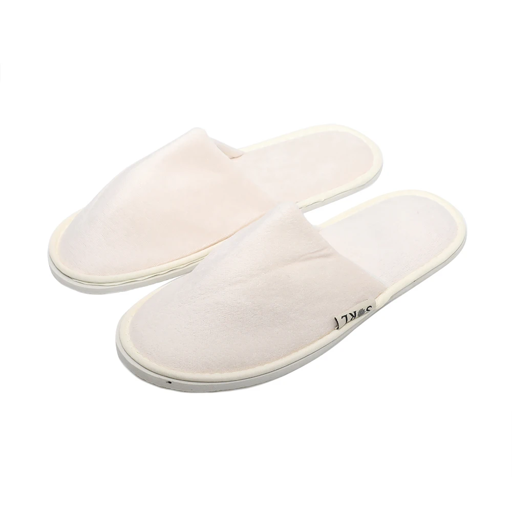 Yangzhou manufactures hot selling hotel slippers with price list