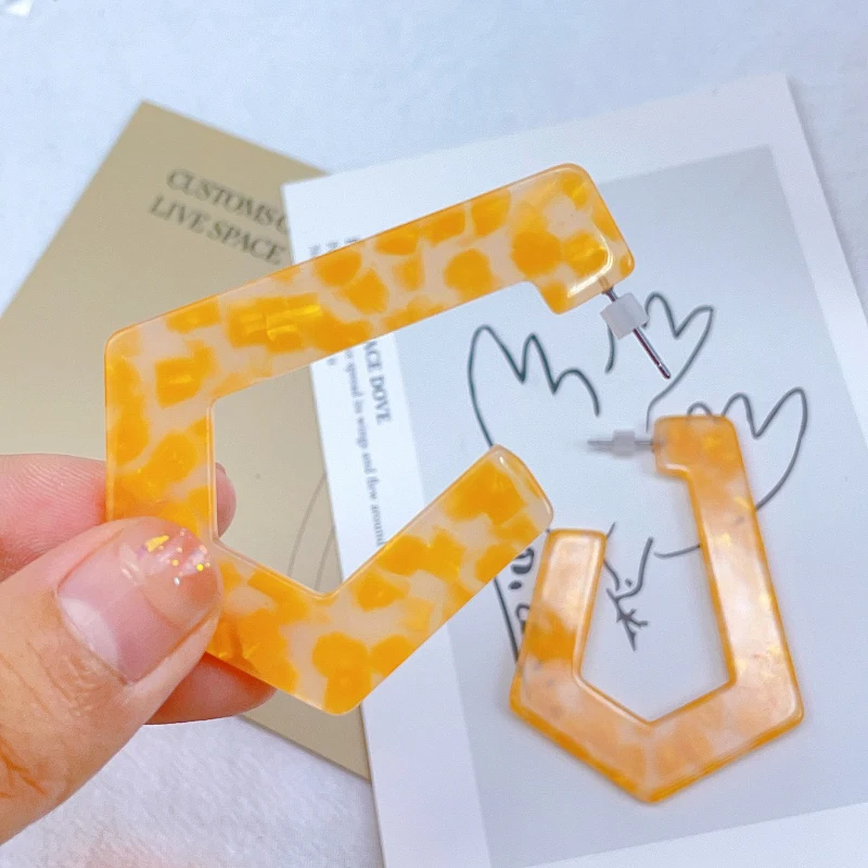 Wholesale Fashion Jewelry Designer Homemade Acrylic Fashion Bohemian Huggies  Earrings