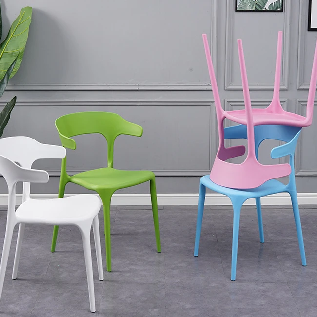 Dining Room Furniture Outdoor Stackable Chair Plastic Dining Chair Colorful Plastic Cafe Chairs