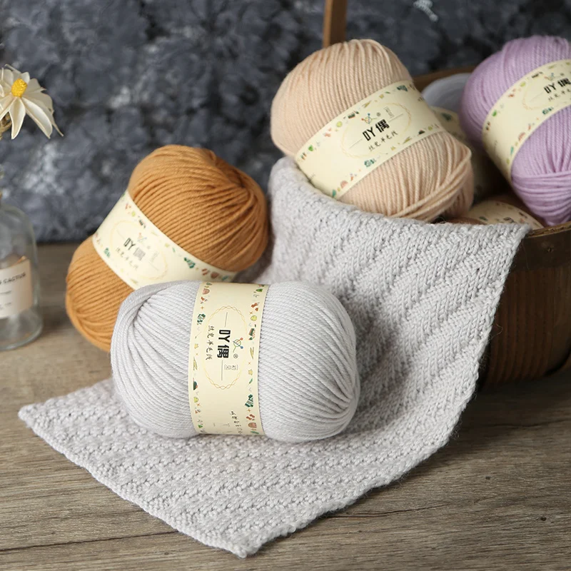 50g Soft and Warm Mercerized Bulking 4ply Yarn for Knitting and Weaving 100% Wool Customized Anti Technics Pattern Eco