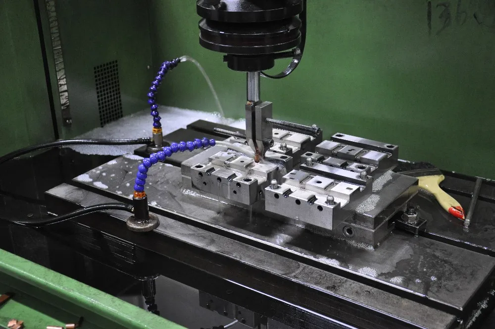 Bica CNC- 450 EDM Erosion Machine with CTEK Die Sinking Competitive Discharge Erosion