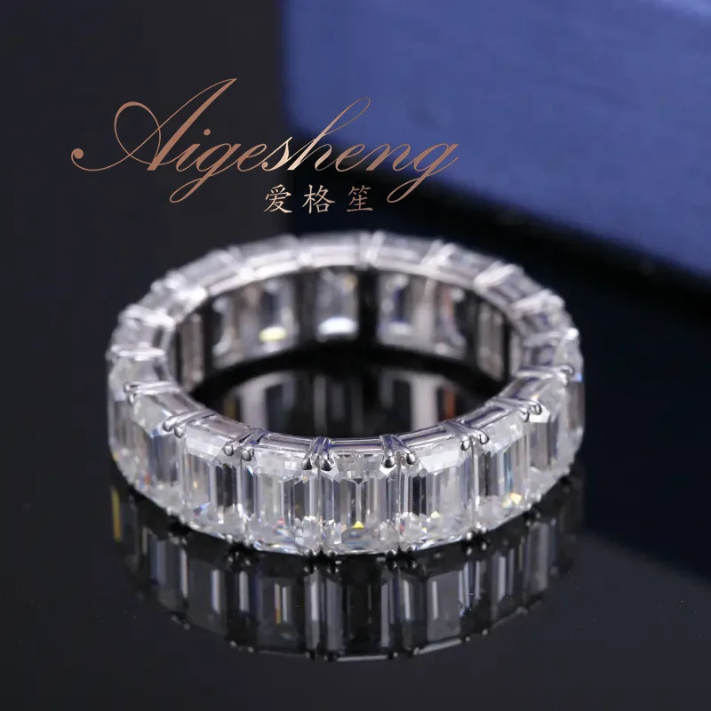 Aigesheng Pure Gold Jewelry Ring Real Diamond Baguette Cut Engagement Ring Wedding Ring For Women