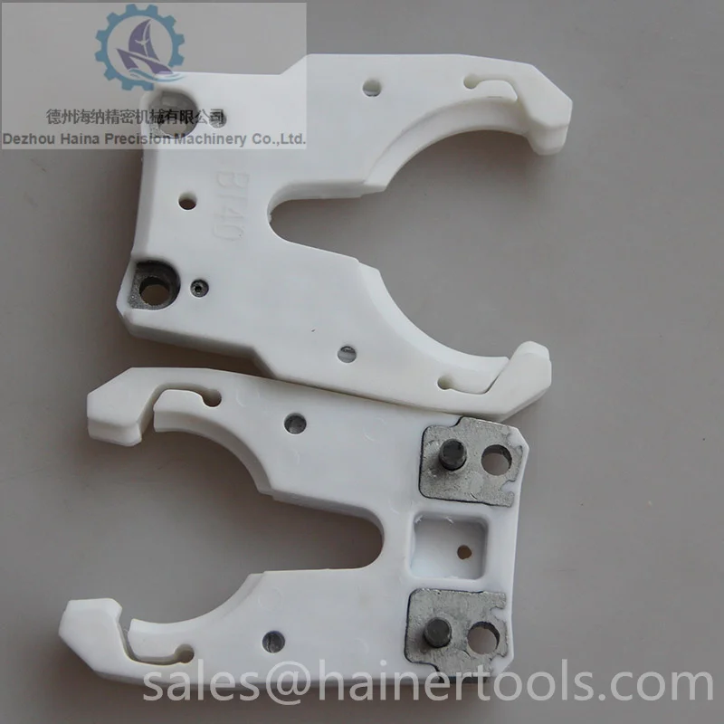 Black or white plastic  Iso25 Tool Forks, Cnc Tool Holder Clamps, Cnc Tool Holder Forks for Atc Machines