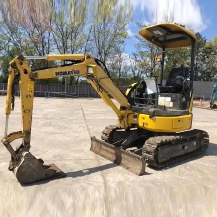 used Nissan Komatsu 2 ton mini excavator pc20-3