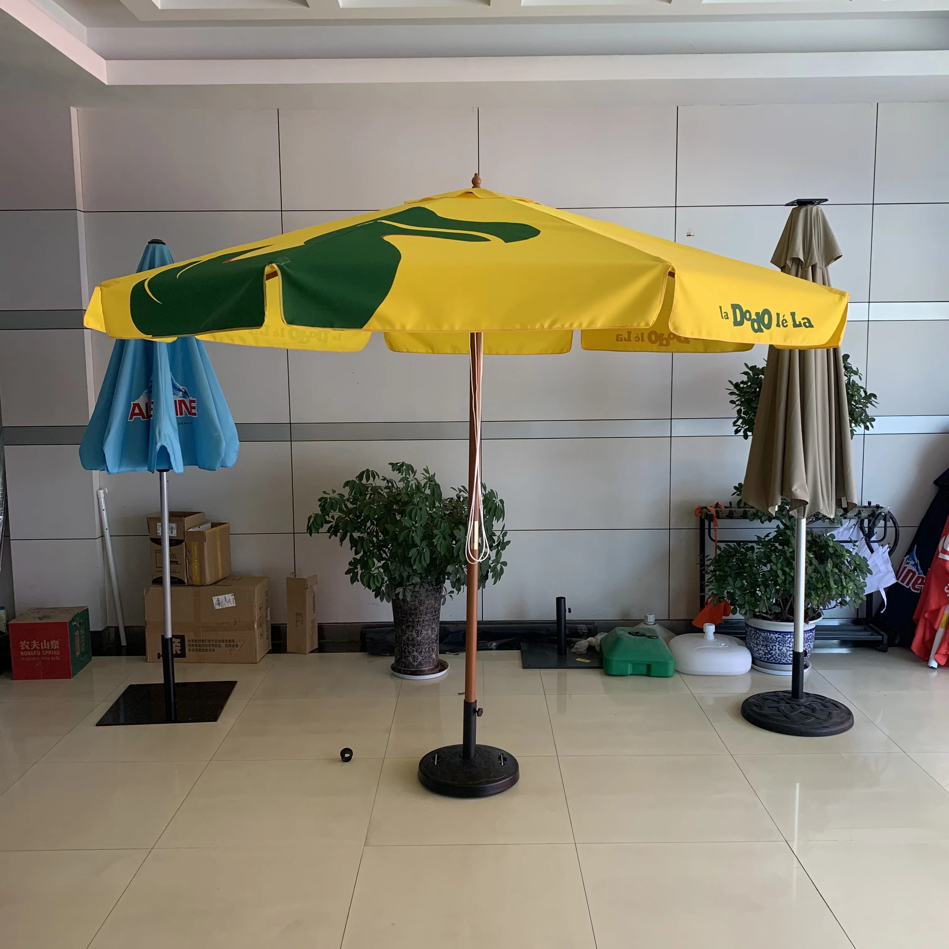 RPET fabric 3m 4m 5m bar parasol outdoor garden drink parasol patio umbrella