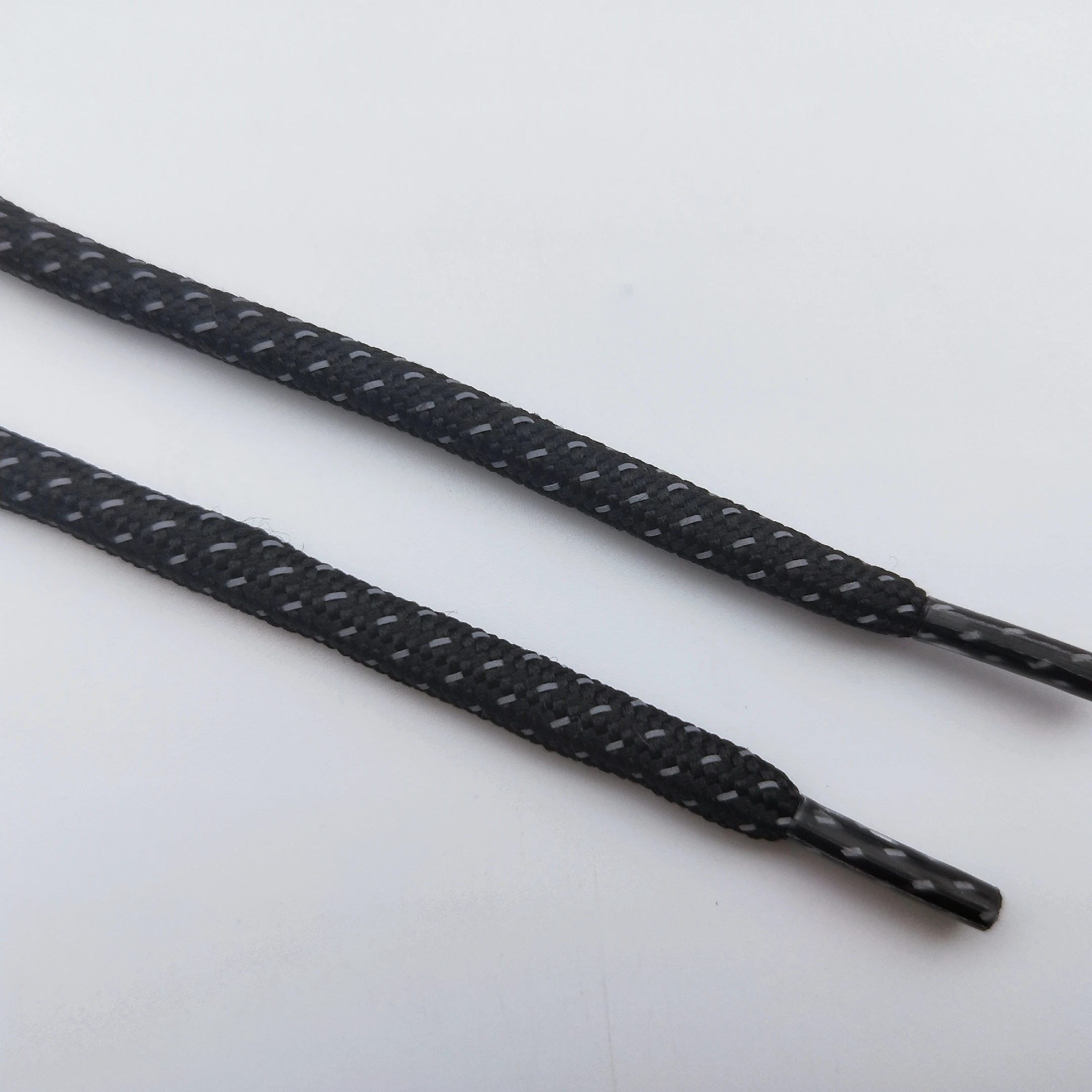 High quality braided polyester reflective cord drawcord with plastic tip 5mm