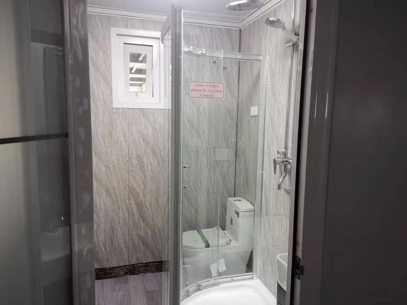 Guose Luxury Expandable Tiny Homes Prefabricated 40 Ft Room Container Homes 20Ft Luxury Extendable 2 3 Bedroom Prefab House