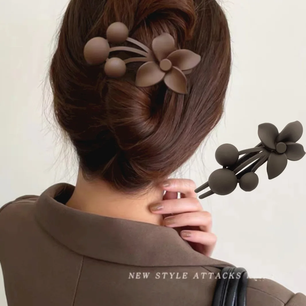 2312 Korean version sweet flower grab clip hair accessories small fragrance wind back tray cold temperament girl duck beak