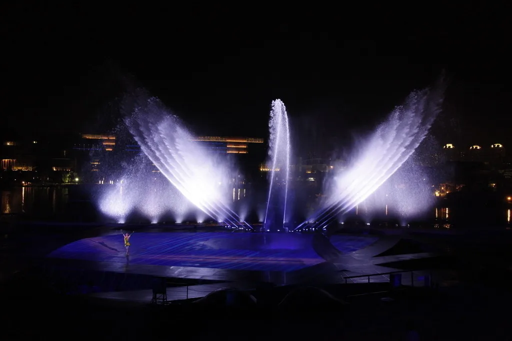 Modern Straight Up Dancing Fountain Internal Thread Nozzle Stainless Steel Fireworks Fountain Nozzle With A Range Of 3-40 Meters